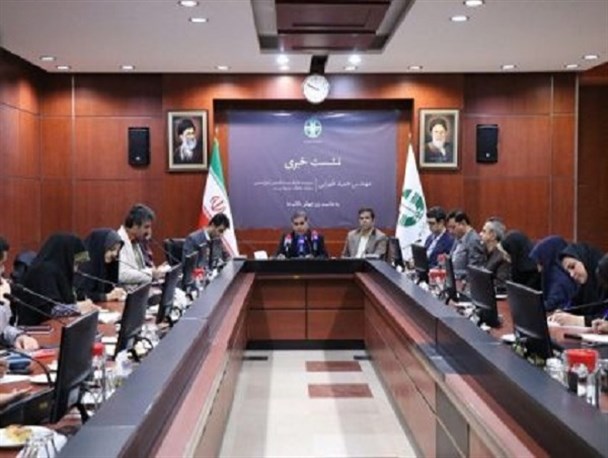 آبشت: ۲۷۵۵ کیلومتر مربع از وسعت دریاچه ارومیه کاسته شده است / باقرزاده: برای حفظ تالاب‌ها نیاز به تغییر ۱۸۰درجه برنامه‌های دستگاه‌های اجرایی است
