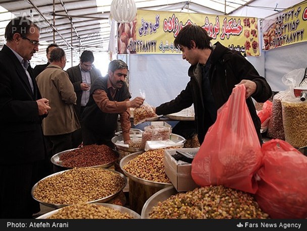 تصاویر/افتتاح نمایشگاه عرضه مستقیم کالای بهاره