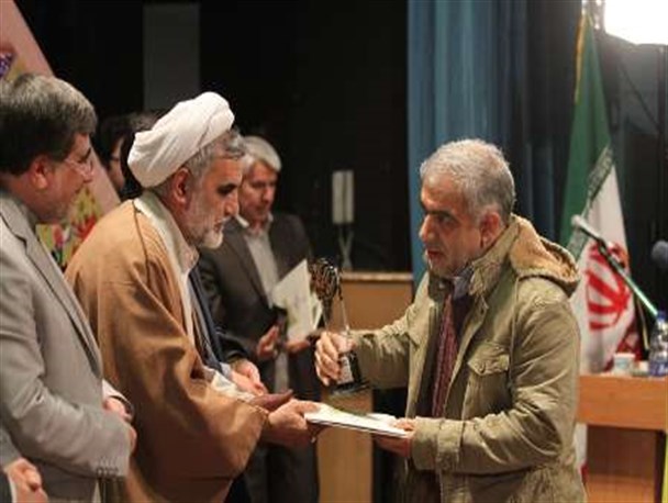جایزه دوم بخش داستان به علیرضا نوروزی رسید