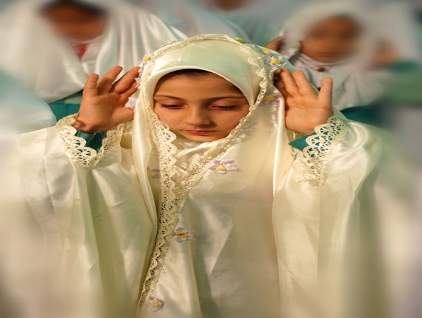 سوق دادن کودکان به نمازخواندن