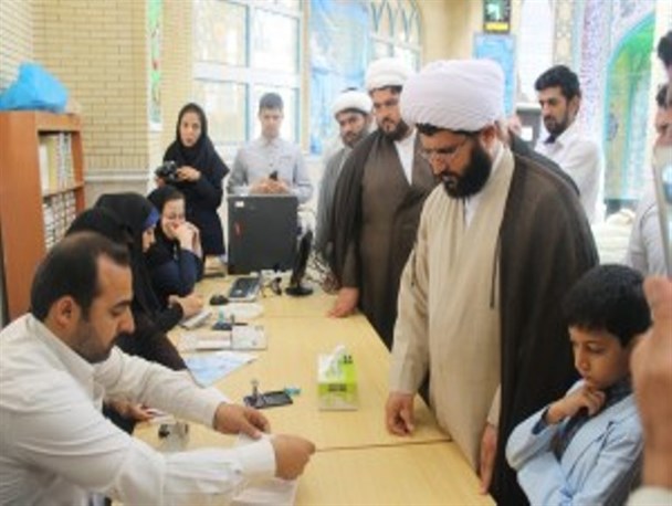 انگشتان مردم ایران امروز برای یک هدف رنگی می شود