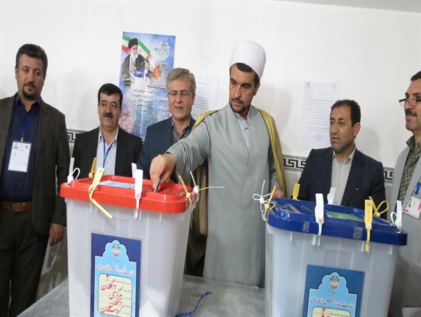 شرکت در انتخابات عزت ملی، پرچم افتخار و مظهر مردم‌ سالاری دینی است