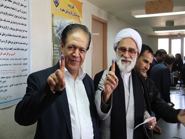 حضور امام جمعه و فرماندار برای ادای تکلیف سیاسی
