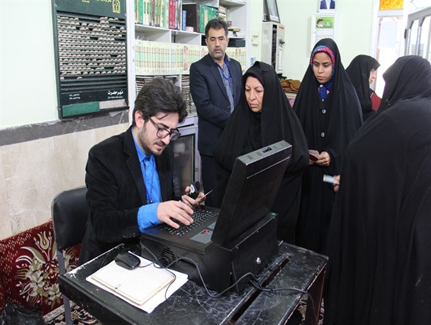 حضور حماسی ملت پای صندوق های رای
