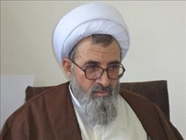 شرکت در انتخابات تکلیف سیاسی و الهی است/ برای دفاع از ناموس و وطن باید خلاف خواسته دشمن عمل کرد