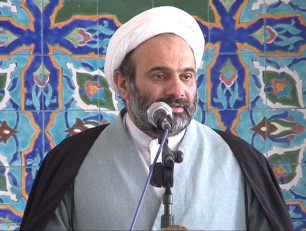 تعبیر زشت "برد و باخت انتخابات" دسیسه دشمن است/بنی صدر خائن الگوی انتخاب تخصص بدون تعهد است