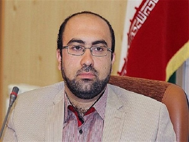 ردای ارزشمند جمهوری اسلامی بر قامت مدیران رانتی و جناحی در کُردستان/دست کم در انتخاب مسئول روابط عمومی دقت کنید تا زیباتر جلوه دهید!