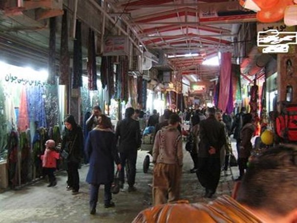 بی کاری و جیب خالی، پدر ها را در بوکان شرمنده کرده است