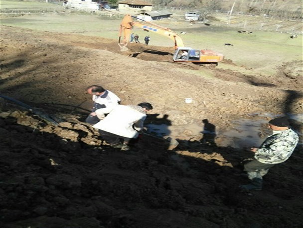 ترمیم خطوط آبرسانی آسیب دیده ی روستای سراگاه تالش