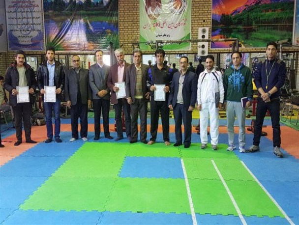گلپایگان صاحبان رکود های برتر ورزشی خود را شناخت