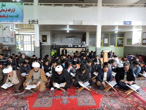 برگزاری محفل انس با قرآن کریم در حمیل+تصاویر