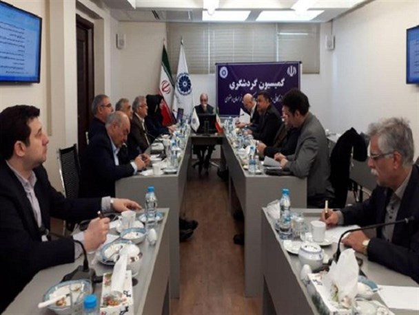 اسکان حجم بالایی از زائران و گردشگران در خانه‌مسافرهای غیر مجاز