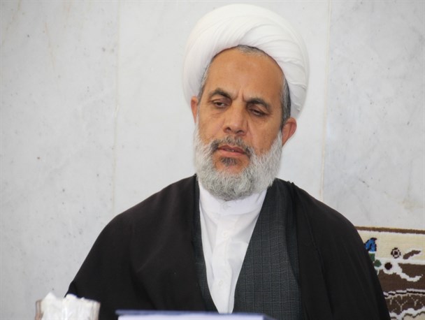 کارگزاران نظام و مردم زمینه های معروف در جامعه را ترویج دهند