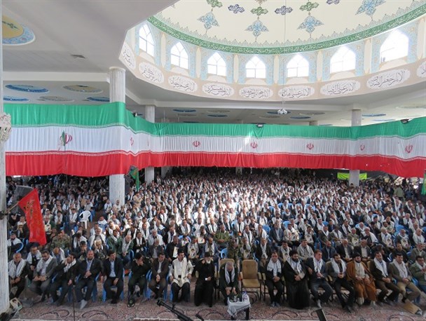 همایش بزرگ رزمندگان 8 سال دفاع مقدس در شهرستان لردگان به روایت تصویر