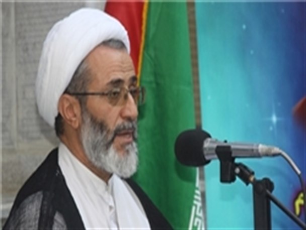 مطالبات رهبری باید به دور از شعار، بنر نویسی و همایش های بیهوده و پر هزینه، در عمل مشهود باشد