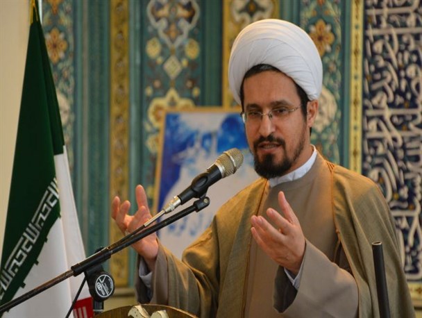 سال ۹۵ را سال «آغاز محرومیت زدایی از چهره شهر سیاهکل و غربت زدایی از مساجد» می نامم