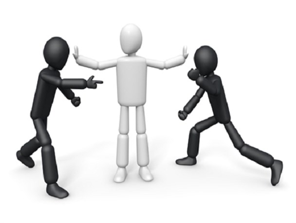 درگیری فیزیکی بین سرپرست شهرداری شفت با پرسنل + جزئیات