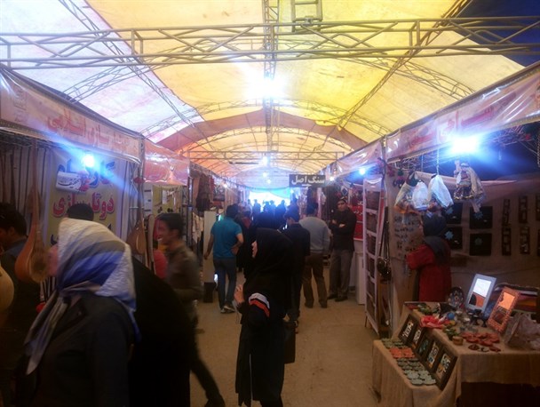 بازارچه نوروزی صنایع‌دستی و خدمات سفر در شیروان راه‌اندازی شد