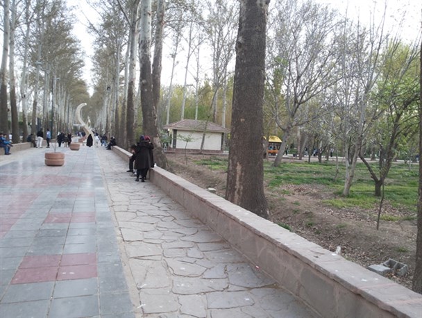 “باغ فاتح” پذیرای گردشگران نوروزی در کرج+تصاویر