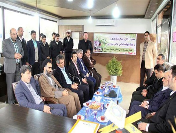 بازدید استاندار مازندران از ستاد اجرایی خدمات سفرهای نوروزی محمودآباد /تصاویر