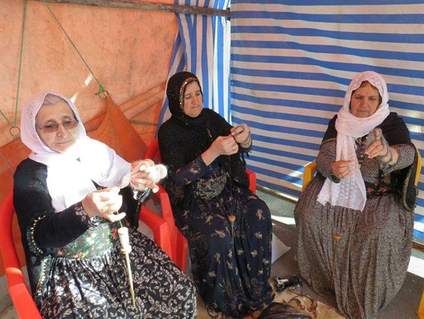 افتتاح نمایشگاه صنایع دستی آرمرده به روایت تصویر