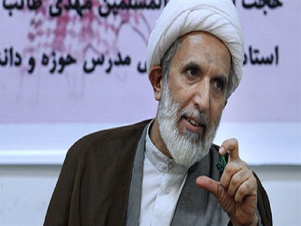مافیای حاکم بر اقتصاد به دنبال براندازی نظام است