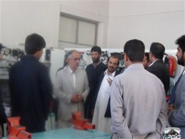کارگران بعنوان ستون اصلی تحقق اقتصاد مقاومتی در جامعه هستند
