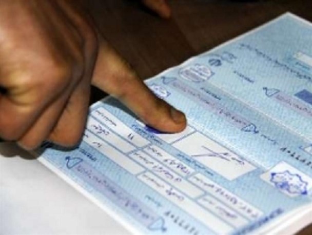 فرماندار دولت تدبیر که می خواست دو بار رأی بدهد! / رد پای رفتار فتنه گران در به سخره گرفتن رأی مردم