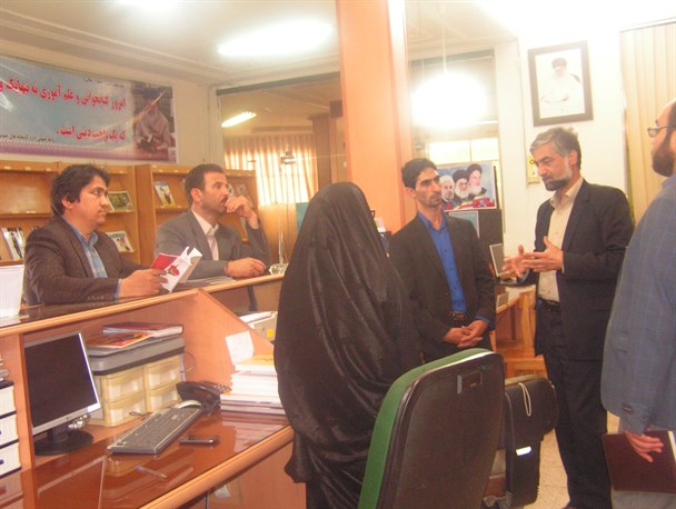 مدیر کل کتابخانه های خراسان رضوی از کتابخانه های بردسکن بازدید کرد