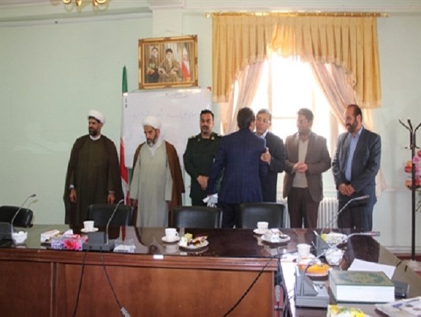 فرزندان شاهد شاغل در شهرداری نهاوند تجلیل شدند+ تصاویر
