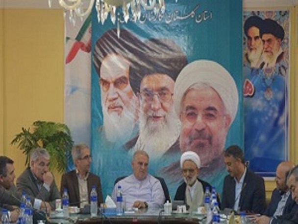 برگزار کنندگان انتخابات به هیچ عنوان حق طرفداری از نامزدی را در جریان انتخابات ندارند