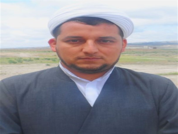 انتظار داریم، رئیس جمهورمان غربگرا نباشد و استکبار ستیز باشد