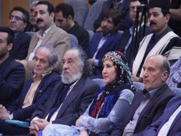 دلیرمردان چهارمحال و بختیاری در توسعه همه‌جانبه استان همراه مسئولین بوده اند