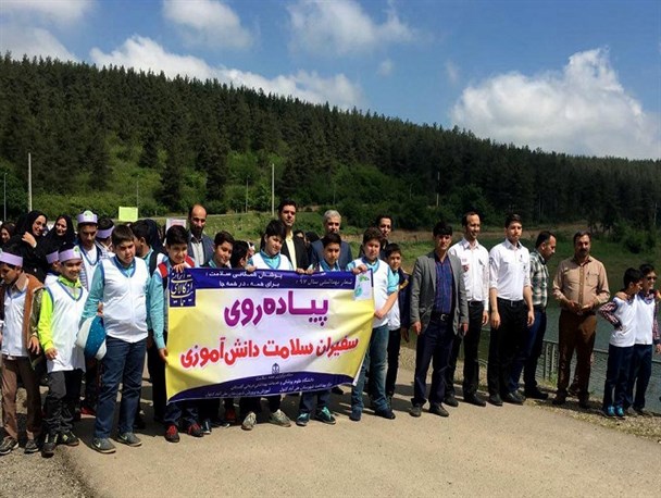 پیاده روی «سفیران سلامت» در «جاده سلامت» علی آباد کتول