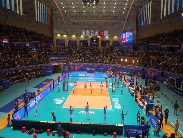 خودزنی به‌ سبک فدراسیون والیبال