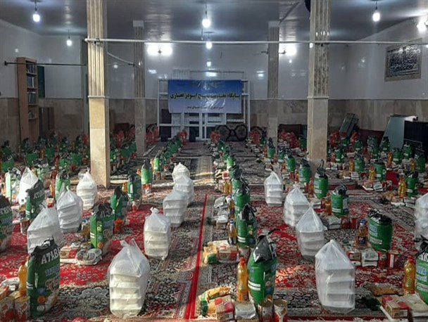 توزیع بسته های معیشتی به مناسبت میلاد امام حسن(ع) در اراک