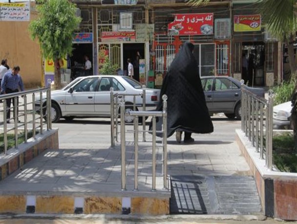 مانعی که روبروی حضور معلولان سرپل ذهابی در جامعه وجود دارد