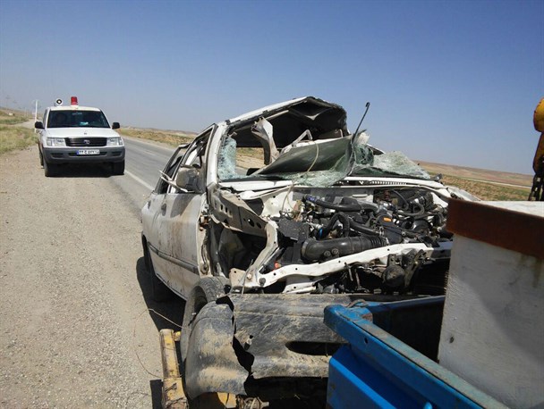 واژگونی یک دستگاه پراید در آزاد راه ساوه - همدان