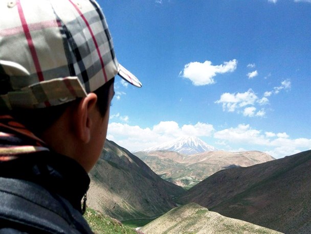 صعود کوهنوردان محمودآبادی به قله انگمار+تصاویر
