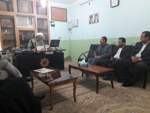 هیچ وقت بین خود تفرقه نیاندازید/حقوق مردم شهر را از مسئولین استان مطالبه کنید