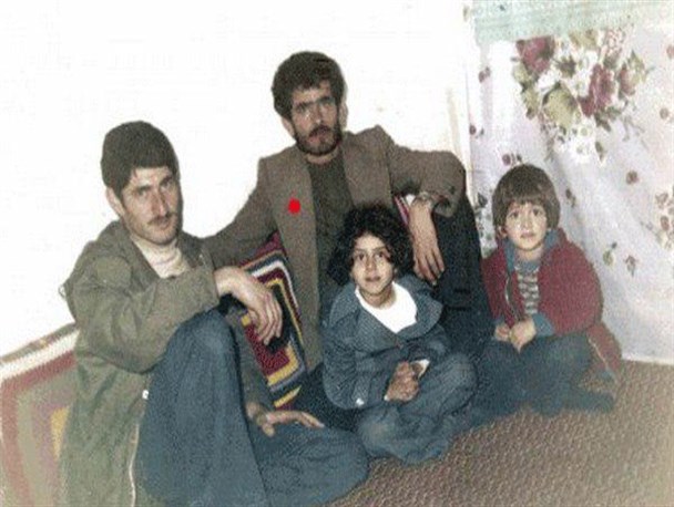۹ سال چشم انتظاری برایم سخت بود/ افتخارم این است که فرزندم را برای انقلاب دادم