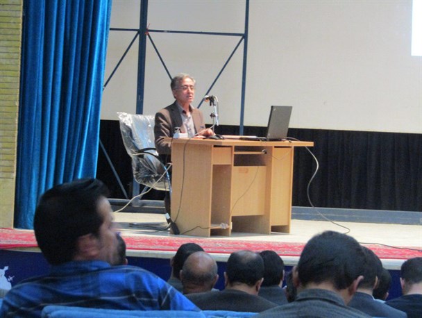 سامانه اینترنتی "سجام " قوه قضائیه در اسدآباد معرفی شد/بیشترین گزارشات ثبت شده در سامانه استانی مربوط به زمین‌خواری و کوه‌خواری است