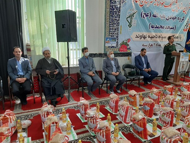 توزیع 2 هزار بسته معیشتی در مرحله سوم رزمایش کمک مومنانه