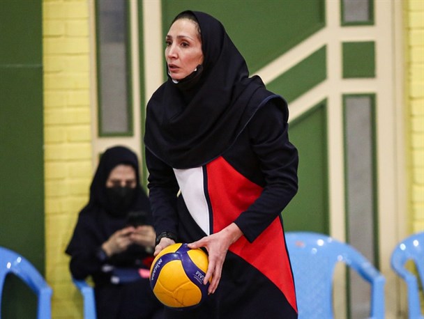 بلوری‌‍‌زاده: رده‌سنی جوانان بهترین فرصت برای آموزش والیبال سالم است/ والیبال تنها فدراسیونی است که دارای کمپ مستقل برای زنان است