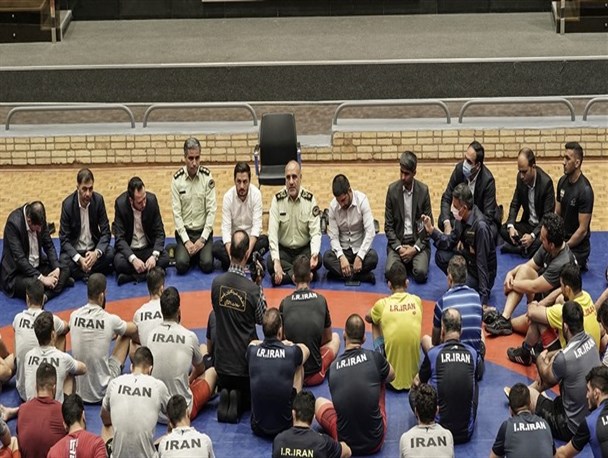 بازدید فرمانده انتظامی تهران بزرگ از کمپ تیم های ملی کشتی/ سردار رحیمی: کشتی میشه جایگاه ویژه‌ای داشته است