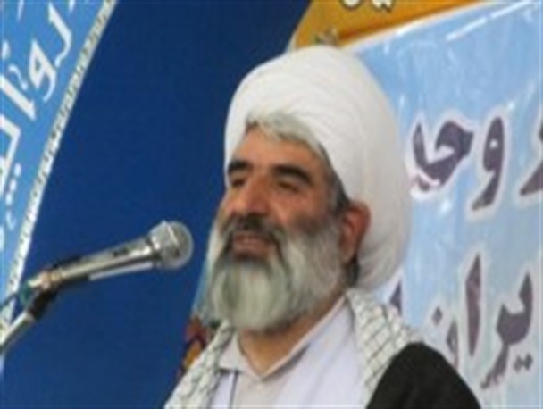 حفظ جان رهبر معظم انقلاب در اقدام تروریستی سال ۶۰ تفضل الهی به نظام اسلامی بود
