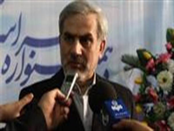 انتقاد شدید از برخورد تجاری وکریسمس‌سازی ماه نیایش/رمضان فرصتی برای همگرایی هنرمندان مسلمان است