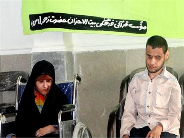 این دو حافظ قرآن آرزو دارند باسواد شوند