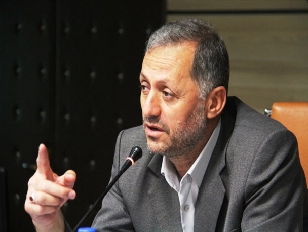 رکود اقتصادی حاکم برکشور ناشی از واردات بی رویه کالا به کشور است