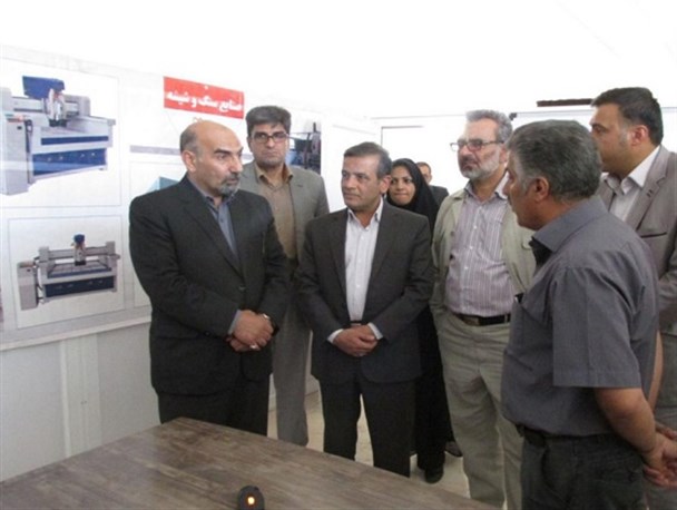 دانشگاه علمی کاربردی با آموزش های مهارتی در کاهش بیکاری موثر است